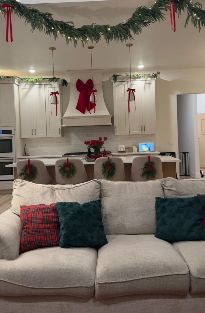 The Stress-Free, Two-Day Method for Decorating Your&nbsp;Home