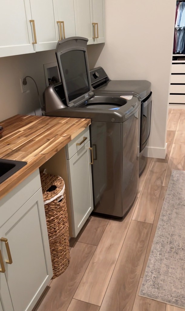 7 Ways to Make Laundry Manageable&nbsp;Again