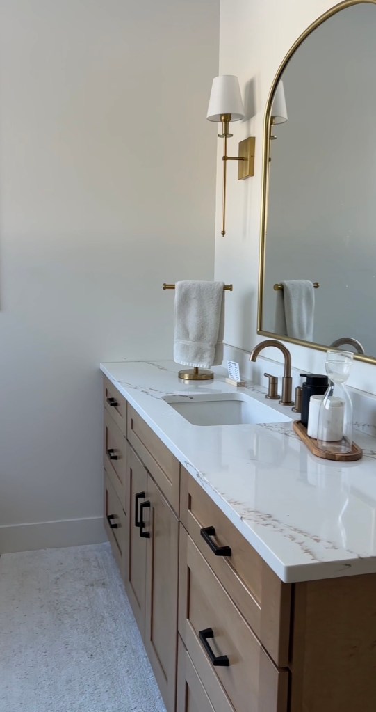 10 Ways to Keep Your Bathroom Clean — Without Ever Actually Cleaning&nbsp;It
